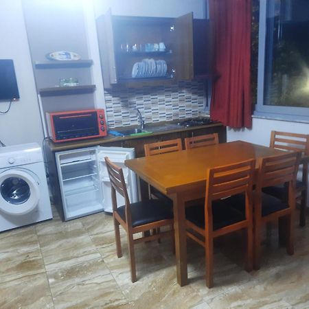 Elio'S Holiday Home Pogradec Eksteriør bilde